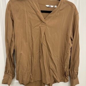 UNIQLO Women's Light Brown V-Neck Long Sleeve Blouse